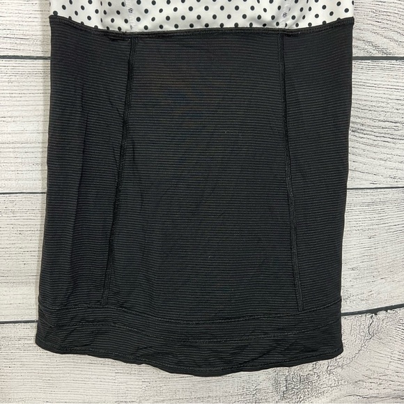 Lululemon Ta Ta Tamer - Picture 3 of 9